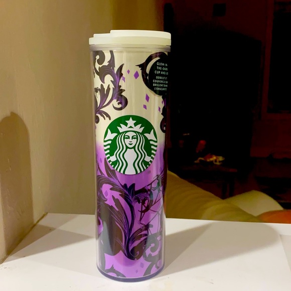 Starbucks 16 oz glow in the dark Halloween white/ purple Ombré glow in the dark